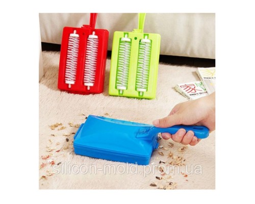 Щітка для ковра 4*25*10 см AK164