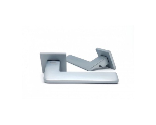 Ручка дверна KEDR ULTRA на кв. розетці R21.830 MCP/WH 146257 Ручка дверна KEDR ULTRA на кв. розетці R21.830 MCP/WH 146257